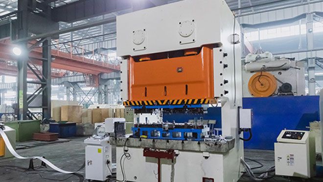 Automatic Punch Press for Electrical Junction Boxes