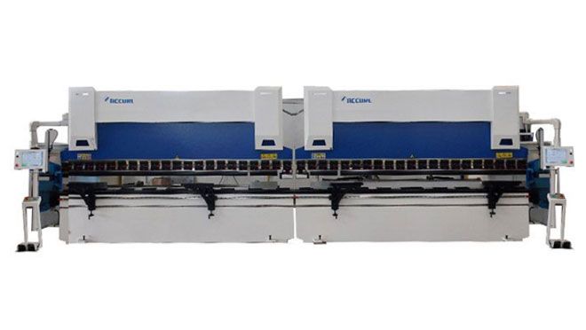 Tandem Press Brake, with PCSS-A Embedded Safety Controller